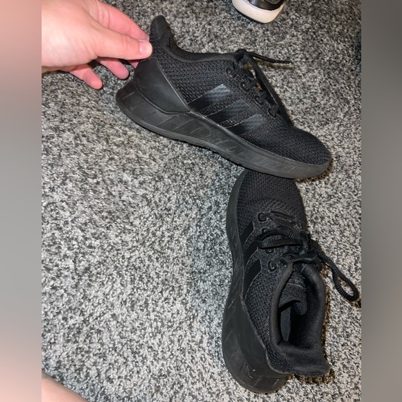 Adidas black tennis shoes size 1 - Picture 1 of 4